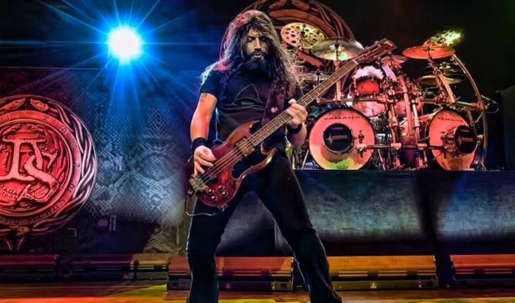 Whitesnake Banda Anuncia Sa Da Do Baixista Michael Devin Revista Freak