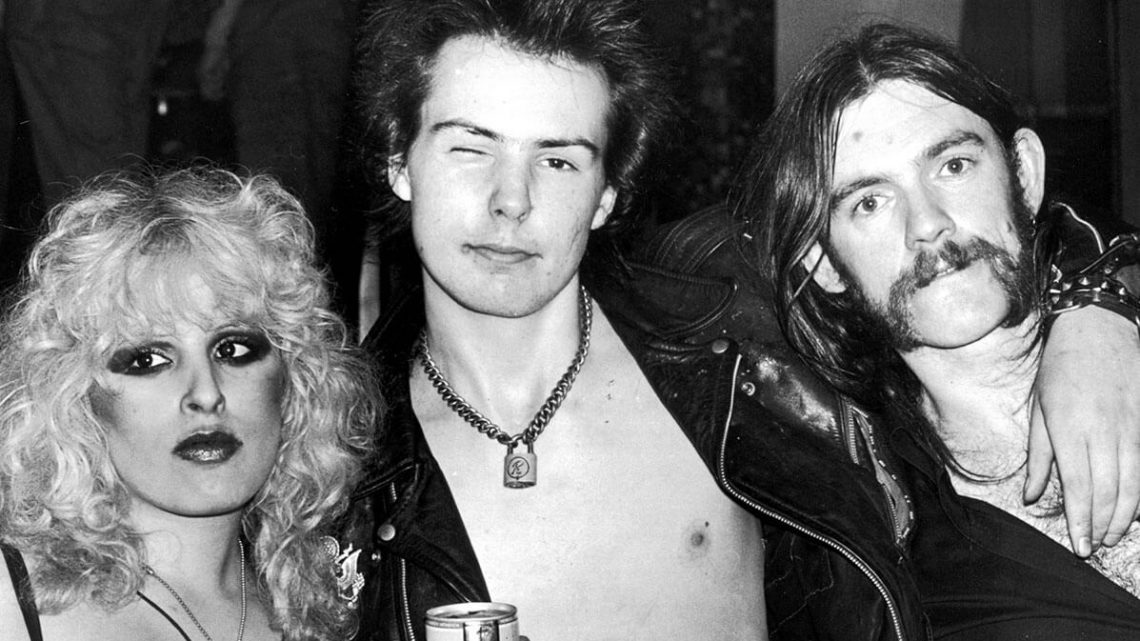 Lemmy e suas aulas de baixo para Sid Vicious