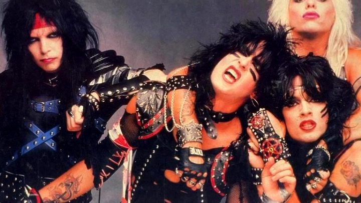 MÖTLEY CRÜE: Relança videoclipe de ‘Looks That Kill’ com cenas do ‘The Dirt’