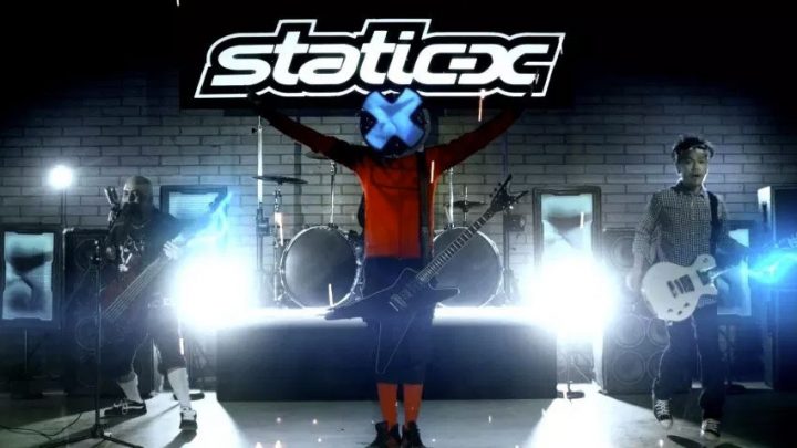 Static-X: turnê comemorativa com vocalista misterioso
