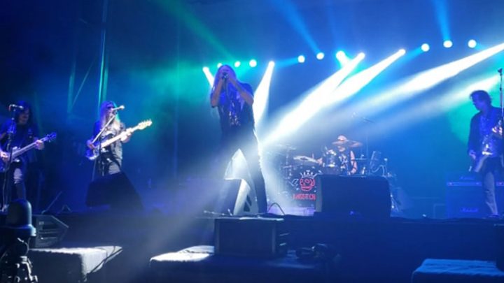 Kings Of Chaos: Confira “18 And Life”, com Sebastian Bach, Warren Demartini e Gilby Clarke