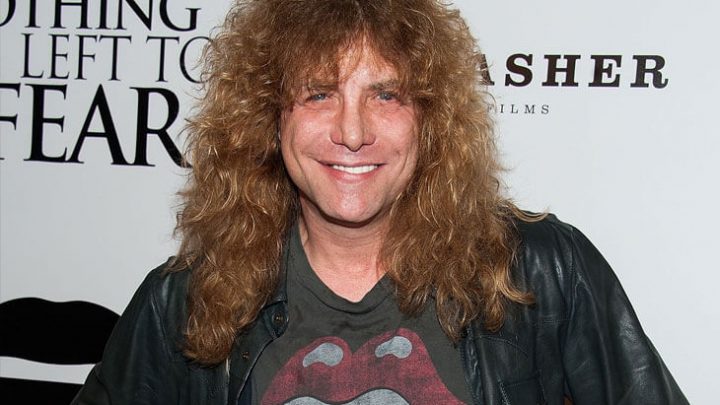 GUNS N’ ROSES: ex-baterista Steven Adler hospitalizado depois de se esfaquear