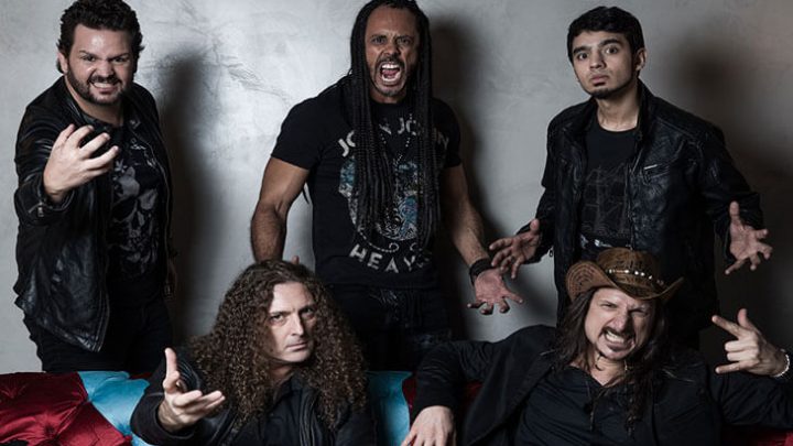 Angra: Banda e convidados, em show no Dia Mundial do Rock, em São Paulo/SP