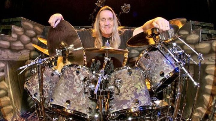 Drum Clinic: O baterista do Iron Maiden, NICKO MCBRAIN