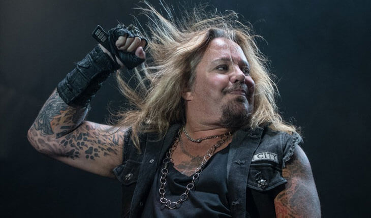 Vince Neil: Confira vídeo da apresentação em Island Lake, Illinois