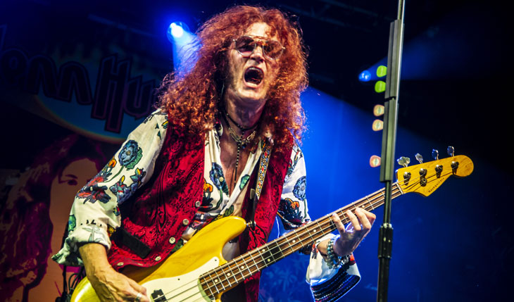 THE DEAD DAISIES: Glenn Hughes é o novo vocalista e baixista, escute o single!