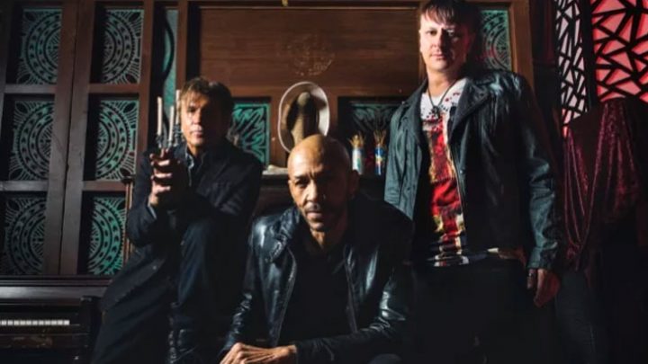 KXM: Superbanda lança o novo vídeo ‘Time Flies’