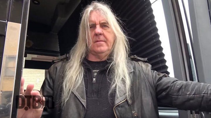 Saxon: Biff Byford se recuperando de cirurgia