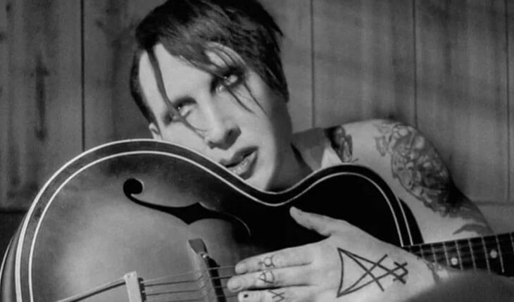 Marilyn Manson God's Gonna Cut You Down'