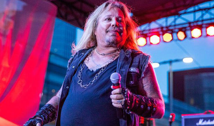 Vince Neil: Confira vídeo do show na Califórnia