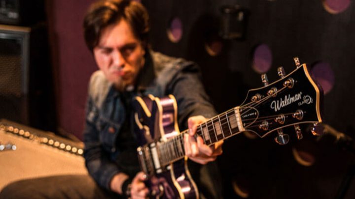 Conheça: O Hard Rock do LEATHERJACKS