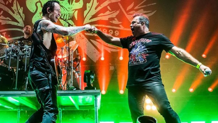 Trivium: Banda grava versão de ‘Coração Não Tem Idade (Vou Beijar)’ com português
