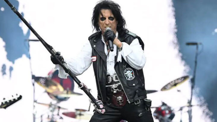 Alice Cooper: Assista vídeo da performance no FIRE FIGHT AUSTRALIA