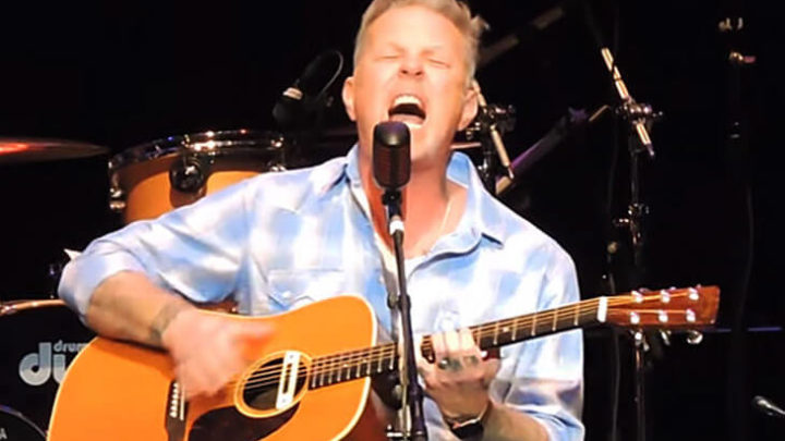 METALLICA: James Hetfield faz primeira apresentação ao vivo desde a reabilitação