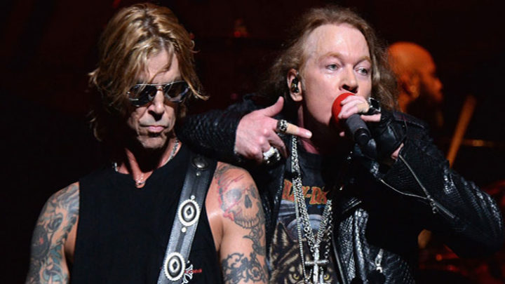 DUFF MCKAGAN: ‘Há mais’ novas músicas do GUNS N’ ROSES ‘para chegar’