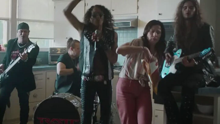 RATT: Participação no novo comercial da GEICO