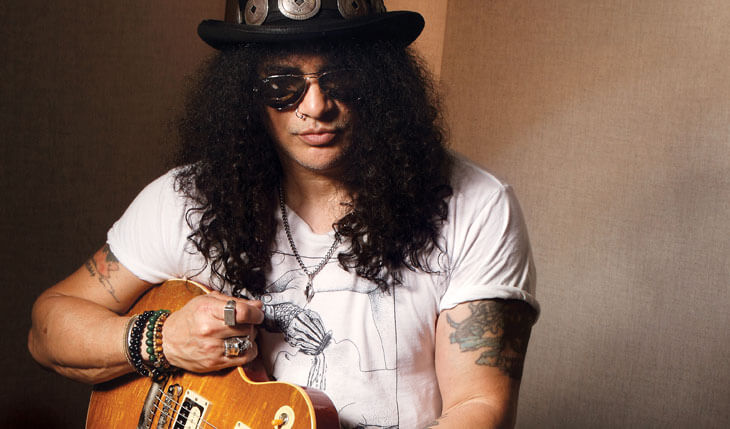 GUNS N ‘ROSES: Enfeite de bolo de casamento com cabelo real de SLASH, à venda no eBay