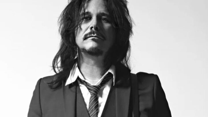 GILBY CLARKE, ex-guitarrista do GUNS N’ ROSES, anuncia turnê sul-americana, incluindo dois shows com SLASH