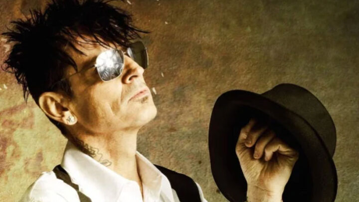 MÖTLEY CRÜE: TOMMY LEE diz que a produção de ‘The Stadium Tour é ‘F ** king Ridiculous’