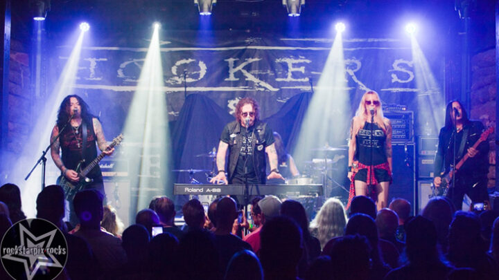 HOOKERS & BLOW: Banda com integrantes do GUNS N ‘ROSES e QUIET RIOT lançam cover de DAVID BOWIE