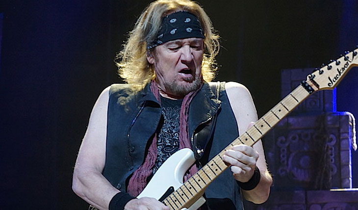 Iron Maiden: Biografia de Adrian Smith será lançada em duas versões