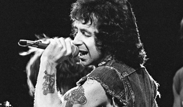 AC/DC: Músicas inéditas de BON SCOTT lançadas oficialmente após 50 anos