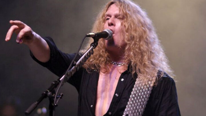 Whitesnake: Guitarrista JOHN SYKES lança videoclipe para o novo single ‘Out Alive’