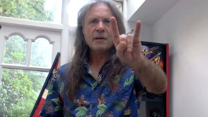 Iron Maiden: Bruce Dickinson testa positivo para COVID-19