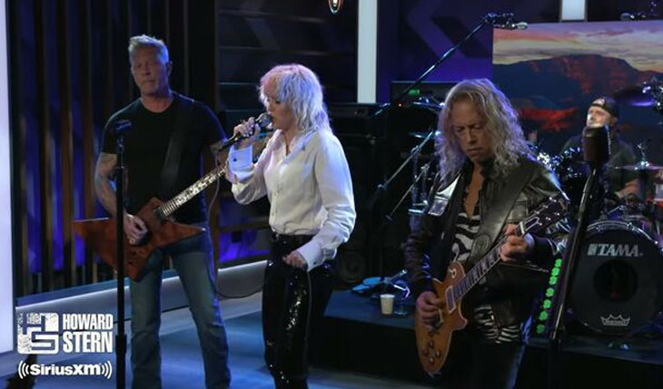 Metallica: Confira “Nothing Else Matters” com Miley Cyrus no The Howard Stern Show