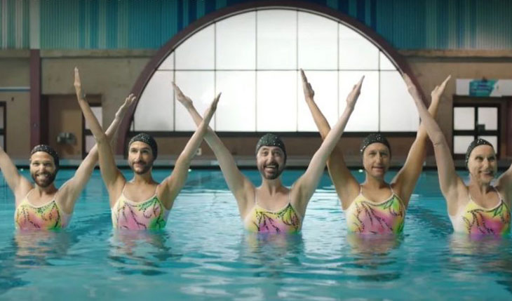 Foo Fighters: Confira o clipe de “Love Dies Young” com ator Jason Sudeikis.