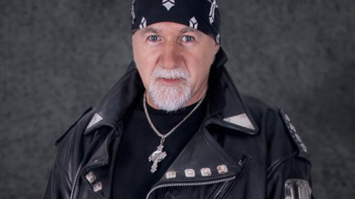 Tony Martin: Divulgando novo single “As The World Burns”