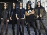 Slash feat Myles Kennedy and The Conspirators