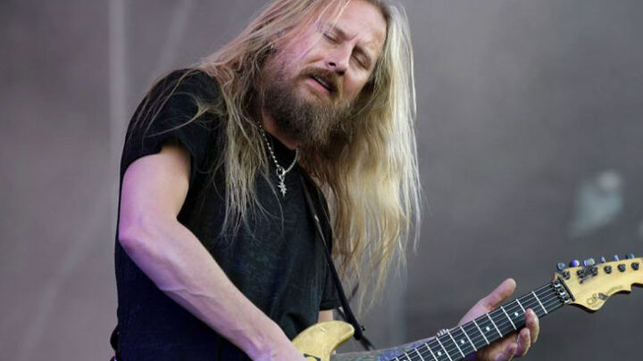 Jerry Cantrell: Confira a performance ao vivo de “Brighten”