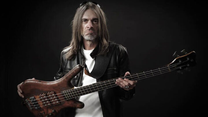 Pantera: Rex Brown contrai Covid-19 e está fora dos shows da banda em 2022.