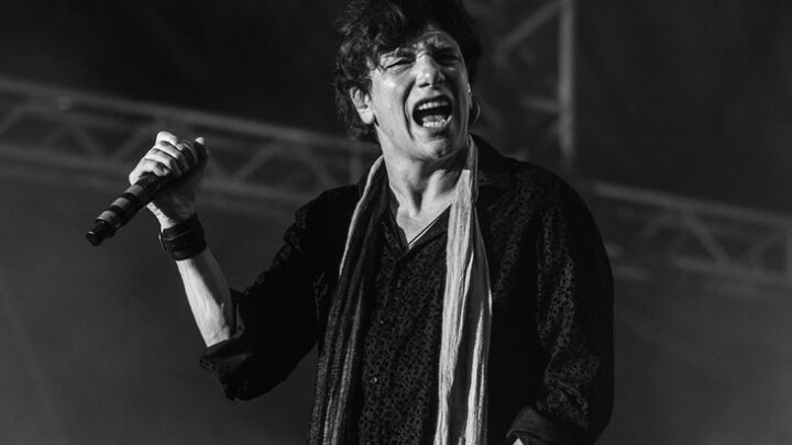 Eric Martin toca clássicos do Mr. Big nesta quinta-feira (13) em Porto Alegre