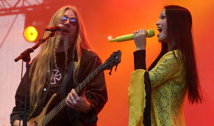 Tarja realiza show sold-out em Porto Alegre e anuncia data em 2024 ao lado de Marko Hietala no Brasil