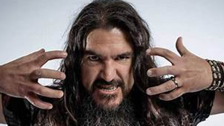 ROBB FLYNN convida fãs para evento exclusivo em São Paulo