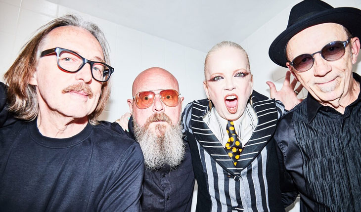 Garbage confirma turnê brasileira com L7 em 2025