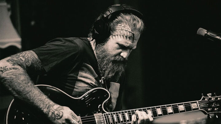 Ex-guitarrista do MASTODON, BRENT HINDS, morre em acidente de moto