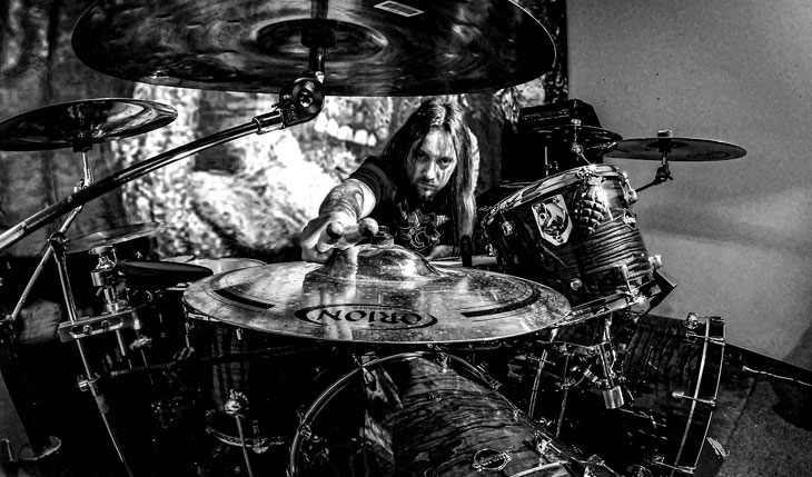 CAIO D’ANGELO, do Claustrofobia, se apresenta nesta quinta-feira, 21, em São Paulo