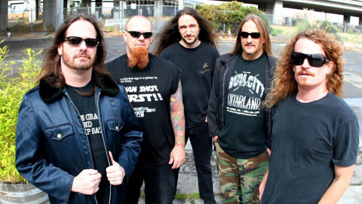 EXODUS: já disponpível versão simples do álbum ao vivo “Shovel Headed Tour Machine”