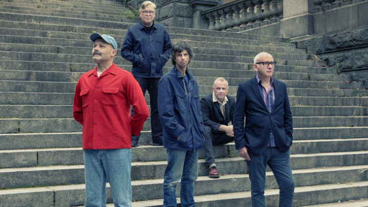 Teenage Fanclub faz show em São Paulo com todos os ingressos vendidos