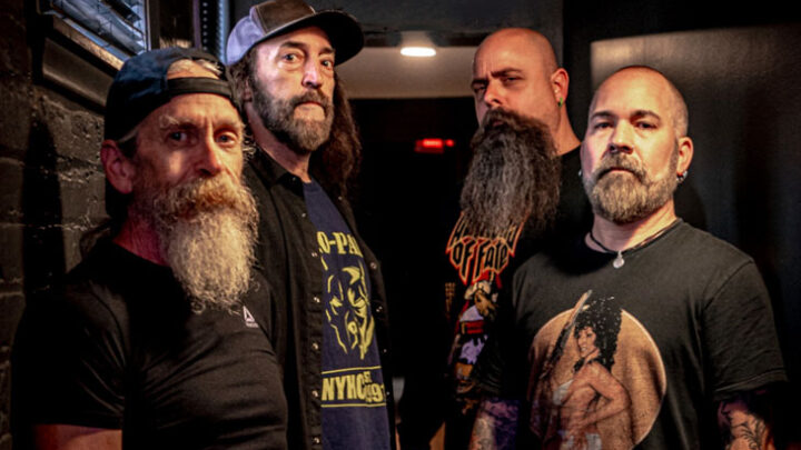 D.R.I. e Ratos de Porão, ícones do crossover, juntos no Brasil em março de 2026