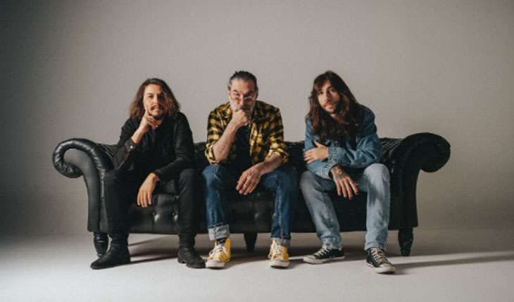 Lobão leva seu show com power trio ao Circo Voador, no Rio de Janeiro