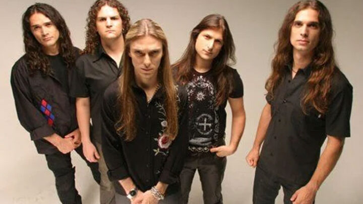 ANGRA fará reunião histórica e exclusiva no BANGERS OPEN AIR 2026