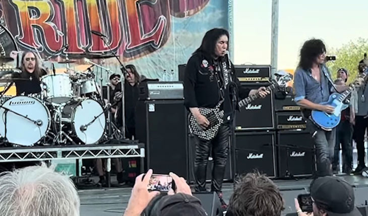 GENE SIMMONS, TOMMY THAYER e ERIC SINGER, se reencontram no palco no evento beneficente de motocicletas ‘Love Ride’