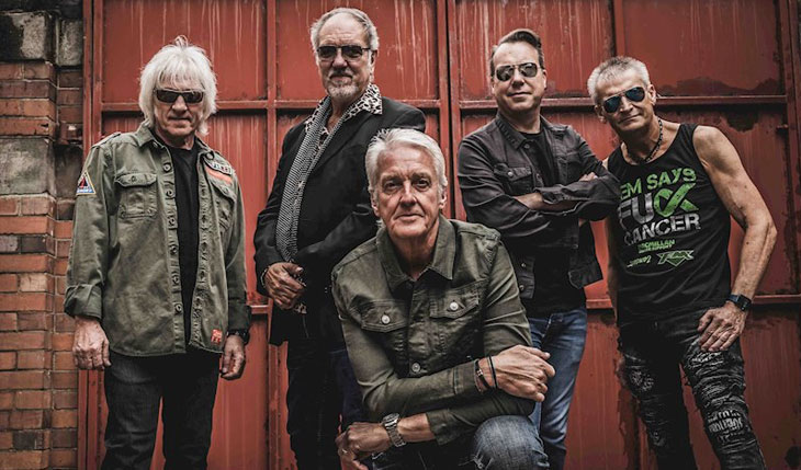FM celebra os 40 anos de “Indiscreet” com show em SP nesta quinta