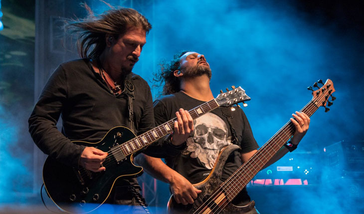 ANGRA anuncia o fim do hiato no dia em que comemora os 30 anos de Holy Land