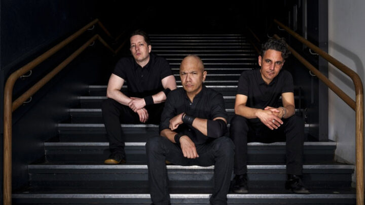 Danko Jones: trio canadense volta a São Paulo com turnê do álbum Leo Rising