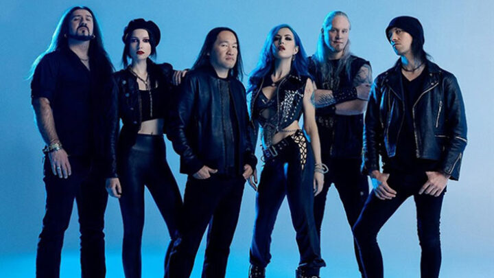 ALISSA WHITE-GLUZ é a nova vocalista do DRAGONFORCE
